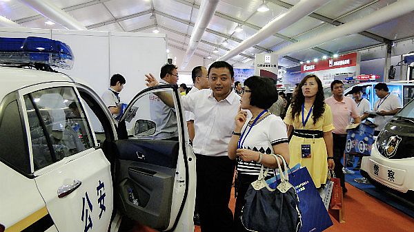 新宇宙電動車參加道路交通安全展會圓滿成功