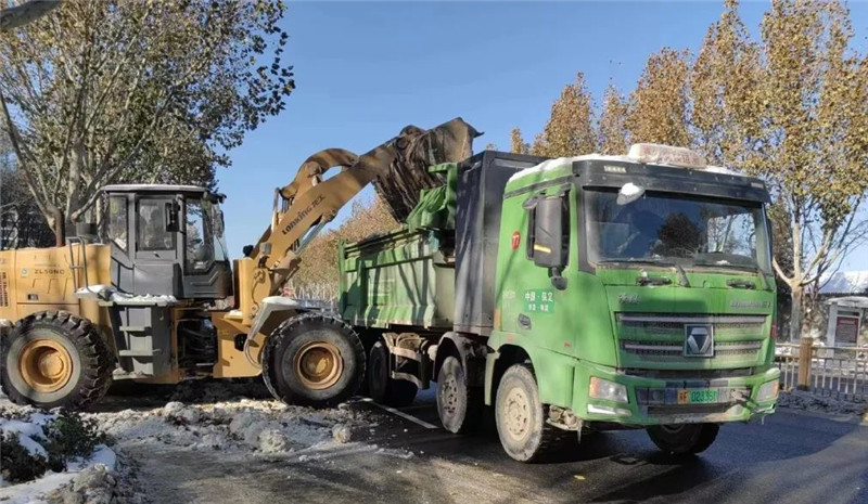 躍迪運(yùn)雪車丨躍迪新能源渣土車變身運(yùn)雪車